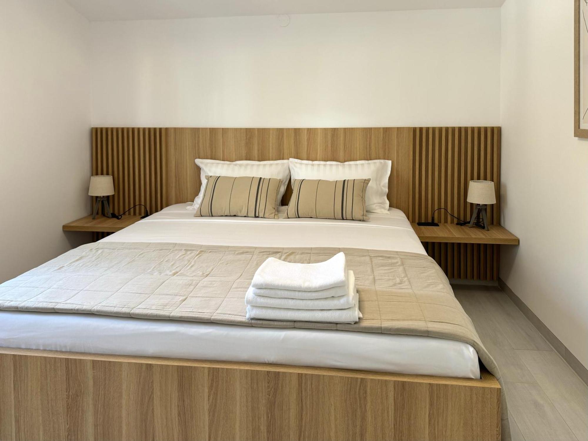 Apartments S&V 마슬레니차 외부 사진